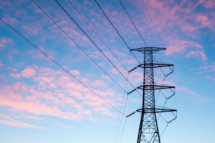 dodatek elektryczny, prąd